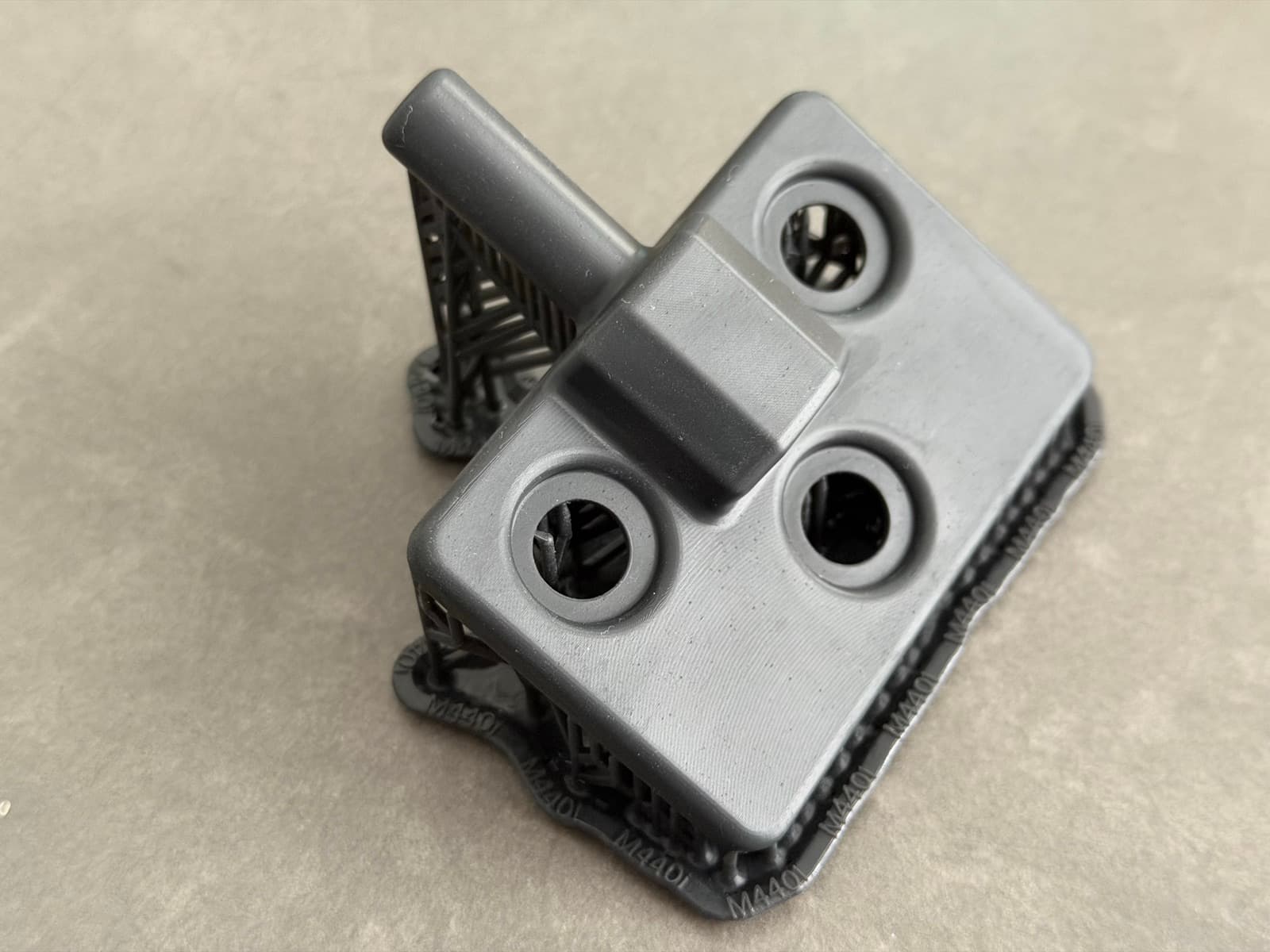 Removing the support structures from the 3D printed bracket